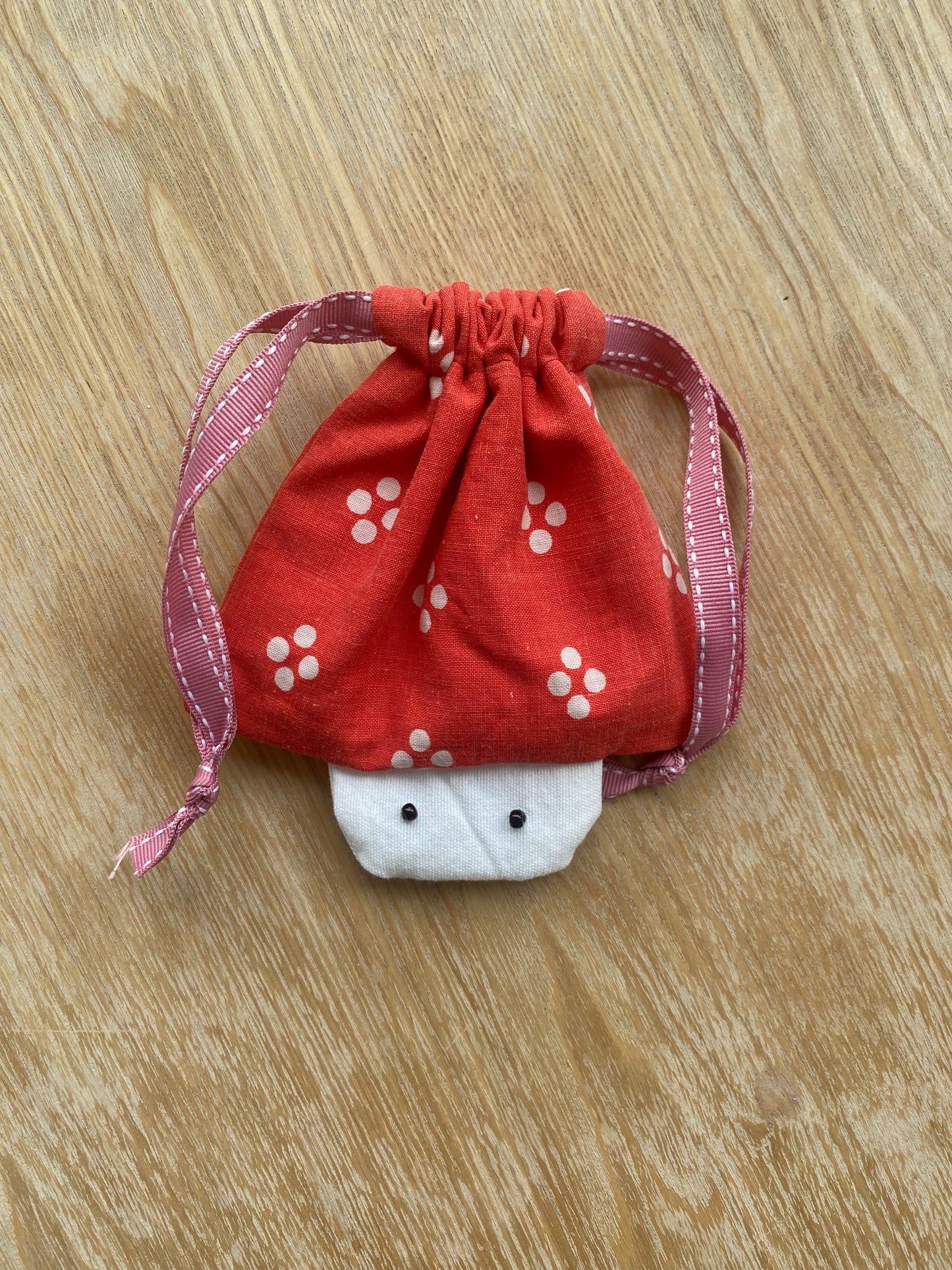 Pouch mushroom